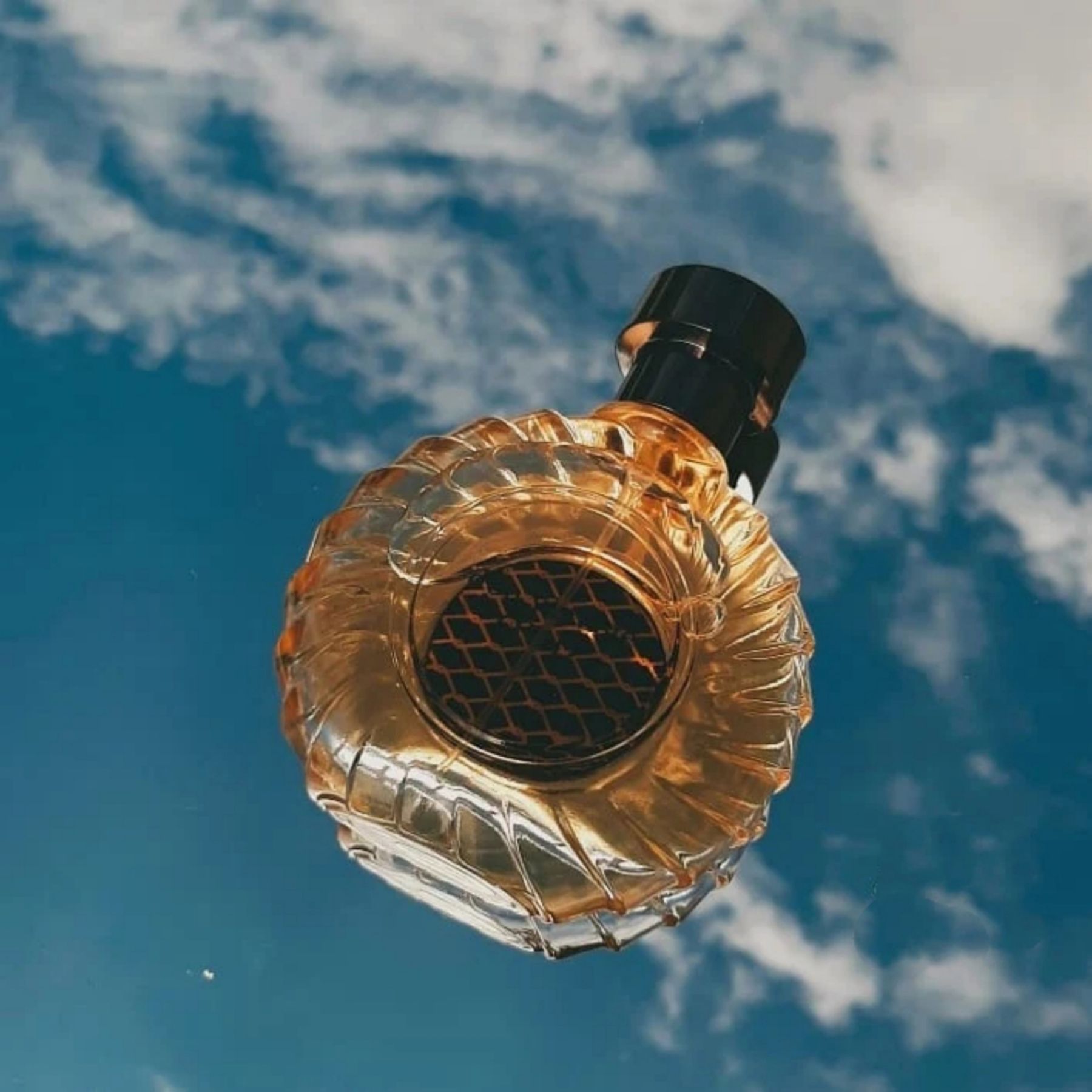 عطر مردانه مدل نویر